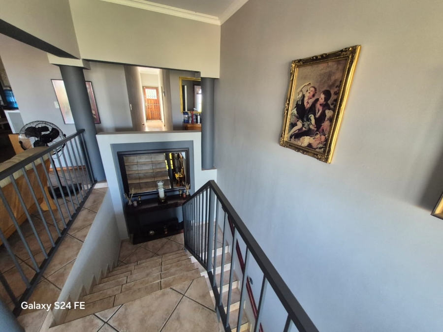5 Bedroom Property for Sale in Cashan North West